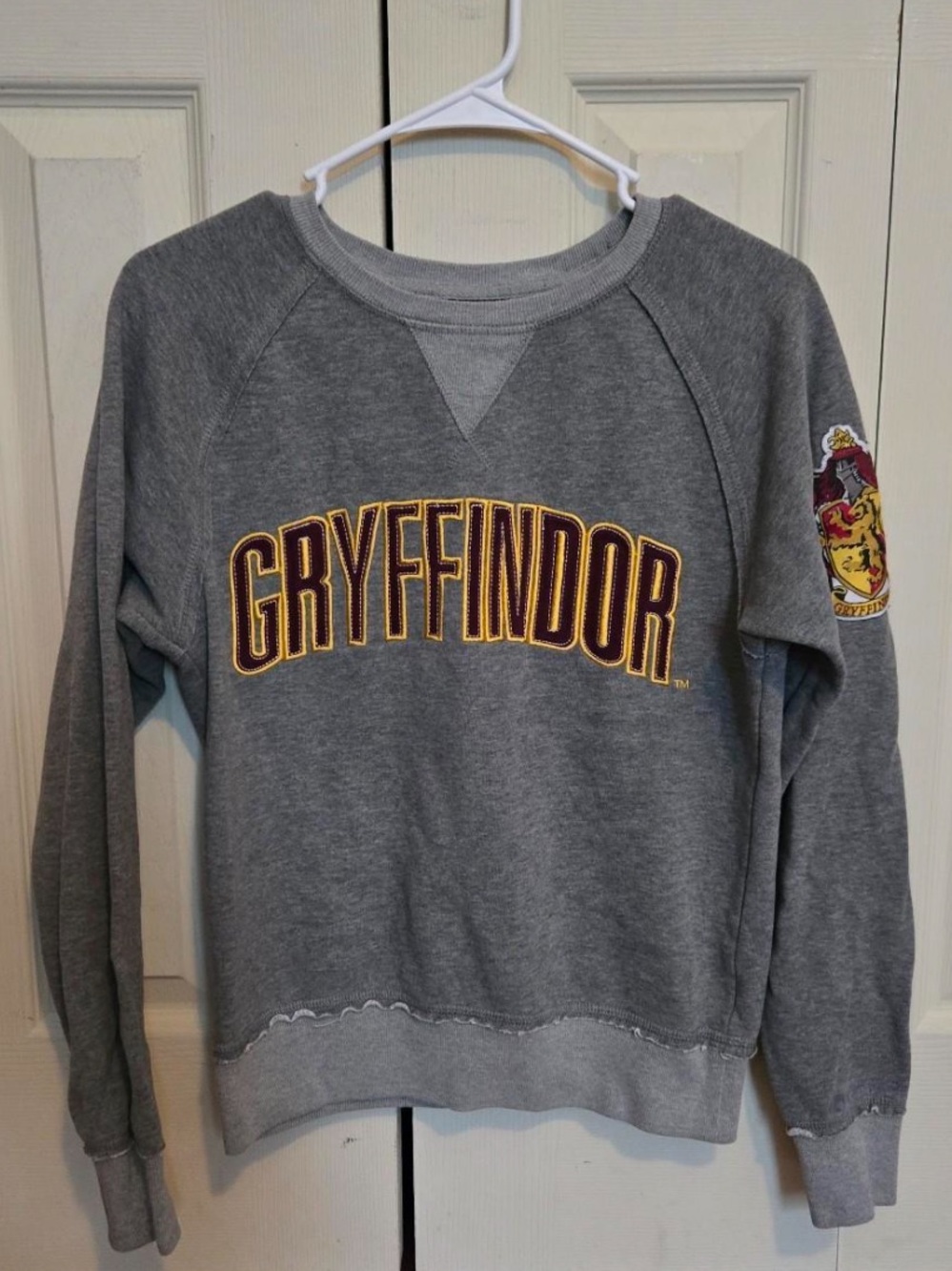 Gryffindor Crewneck Sweatshirt - Gray